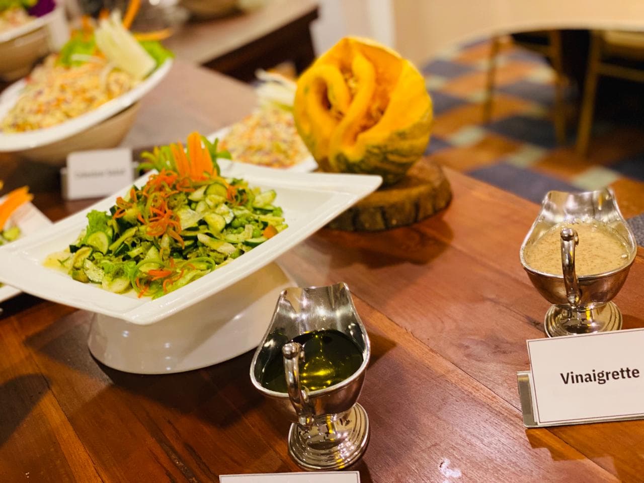 Elegant Table Catering