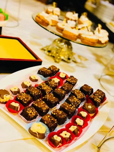 weddings-1779990512545-79